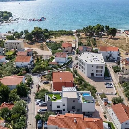 Mira - Happy Vodice